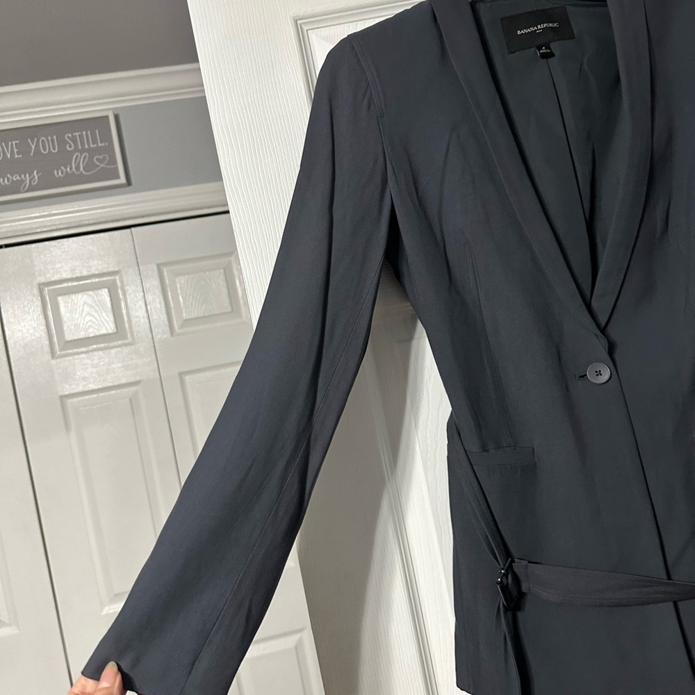 Banana Republic Single Button Belted Front Blazer - Picture 7 of 15